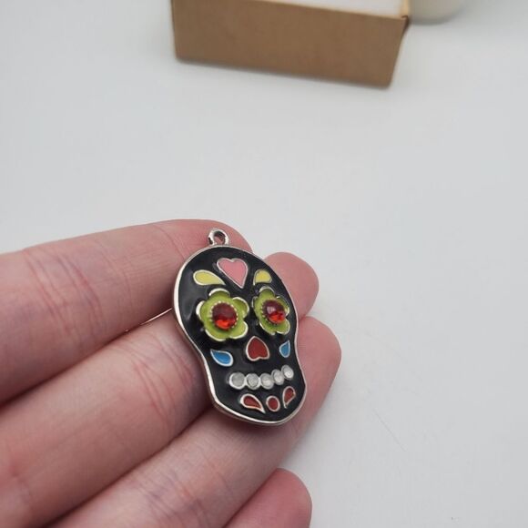 Day of the dead ruby crystal eyes necklace pendant skeleton head sugar skull - Picture 2 of 2